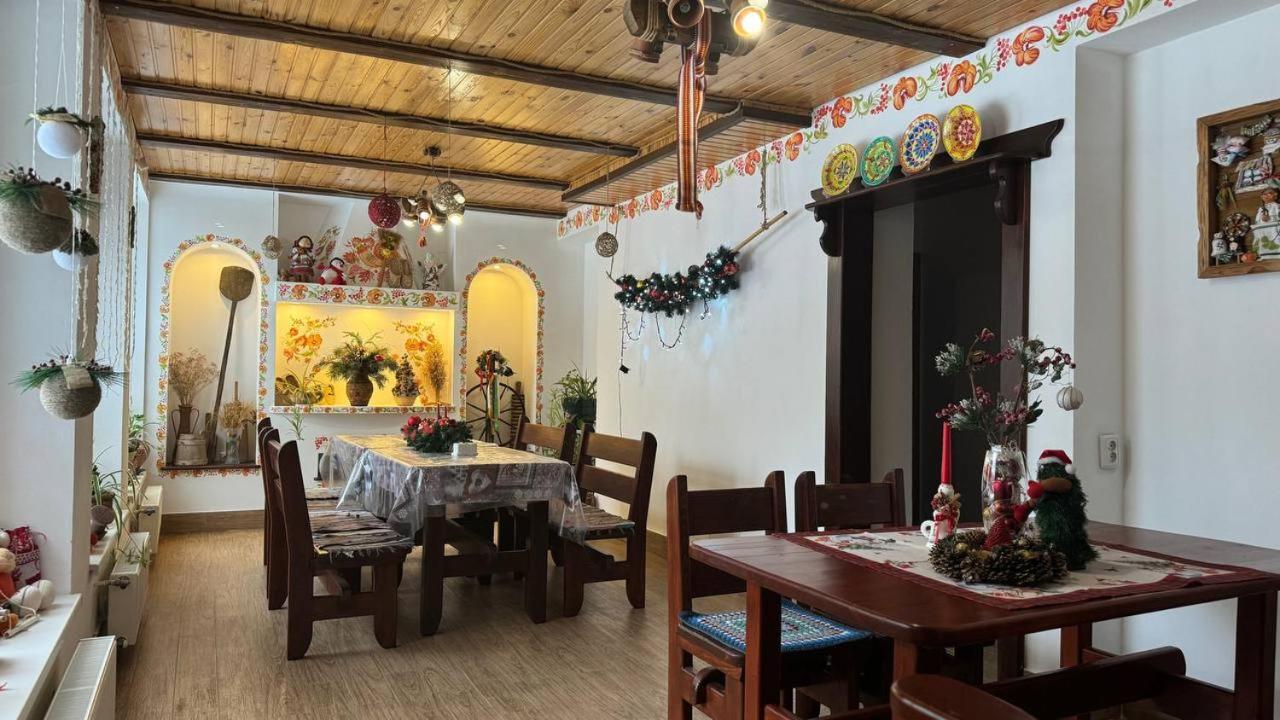 Ukrainochka Hotel Slavske Buitenkant foto